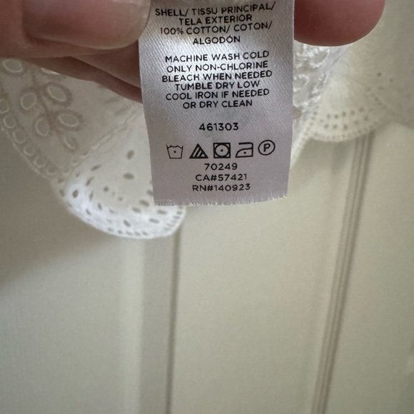 Ann Taylor Loft white summer large top eyelet EUC!!!! - Picture 4 of 6
